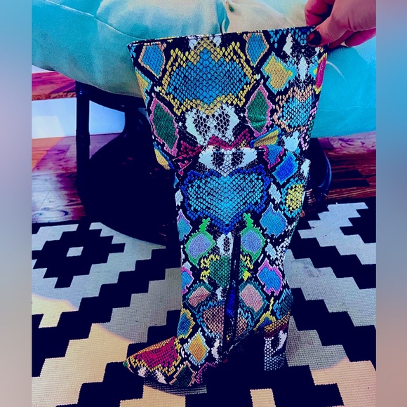 Size 39 multi-colored faux snake skin knee high boots - Picture 2 of 11